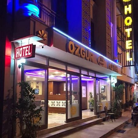 Özgür Hotel Antalya Exterior foto