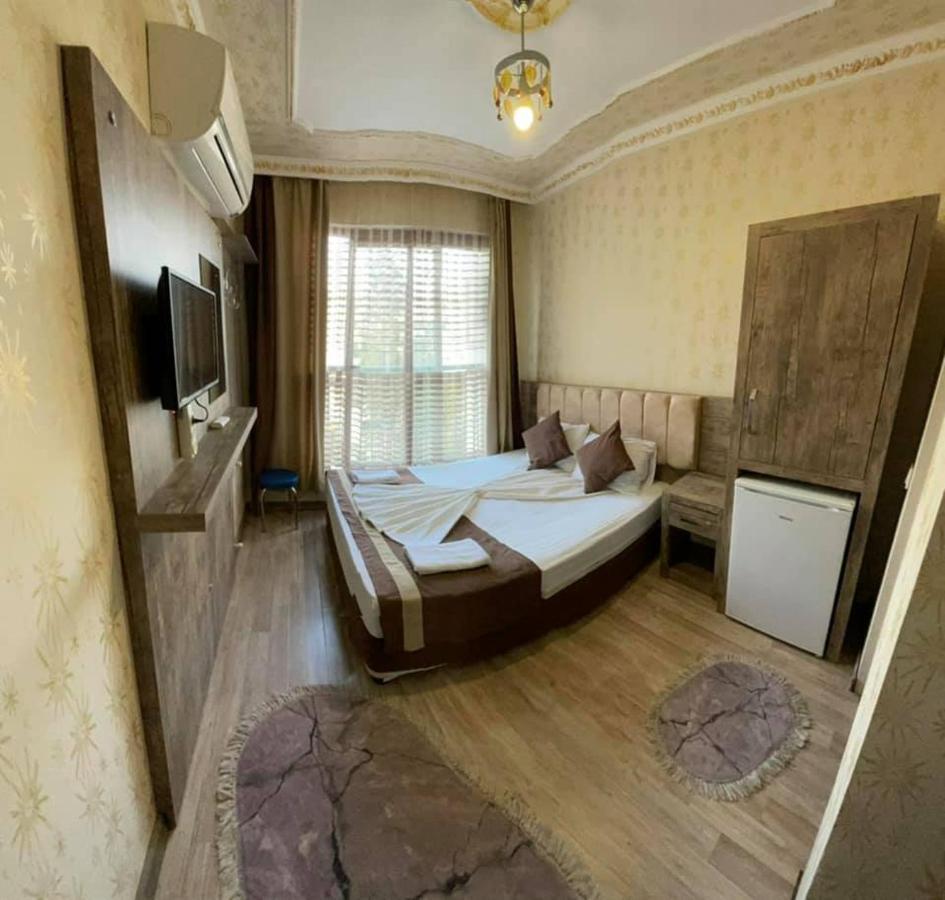 Özgür Hotel Antalya Exterior foto