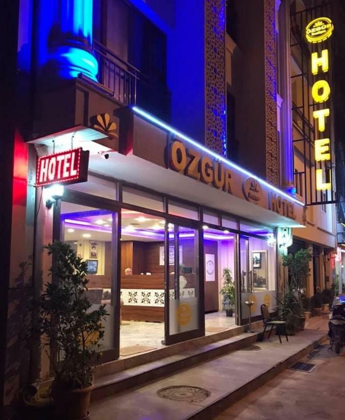 Özgür Hotel Antalya Exterior foto